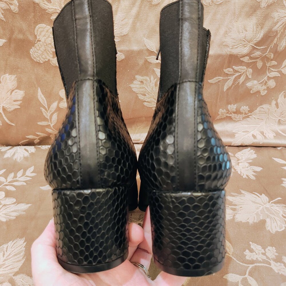 Spring Step Leather Ankle Booties, Size EU 40, Excellent Used Condition! (EUC) - Picture 4 of 7